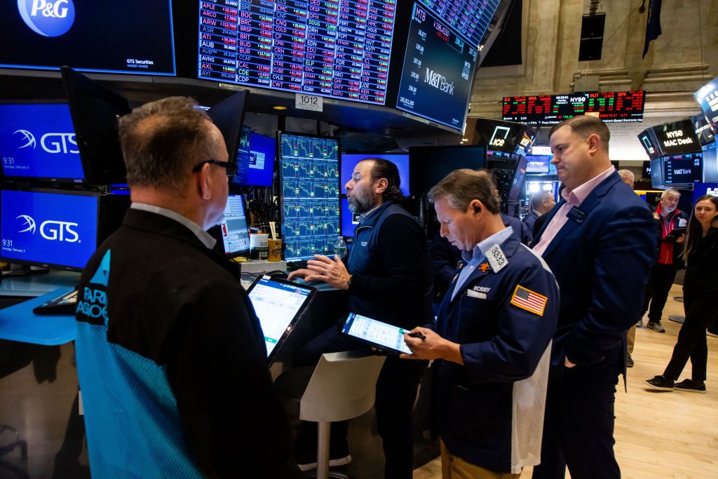 Stocks Rise as Investors Respond to News on Tariffs, Flurry of Earnings; Palantir Soars 24% on AI-Fueled Growth